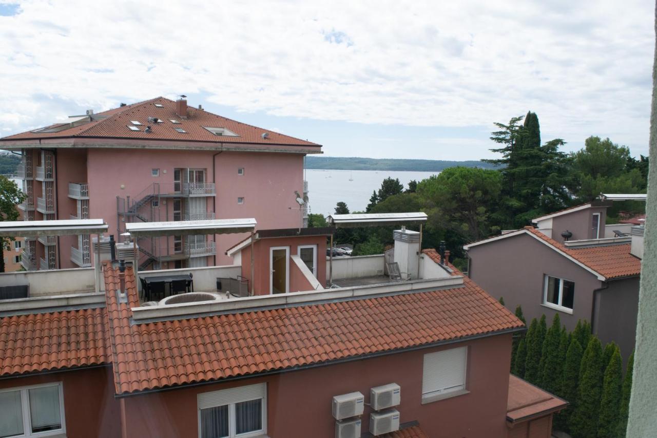 Pocitniski Dom Portoroz / Portoroz Holiday Home ภายนอก รูปภาพ